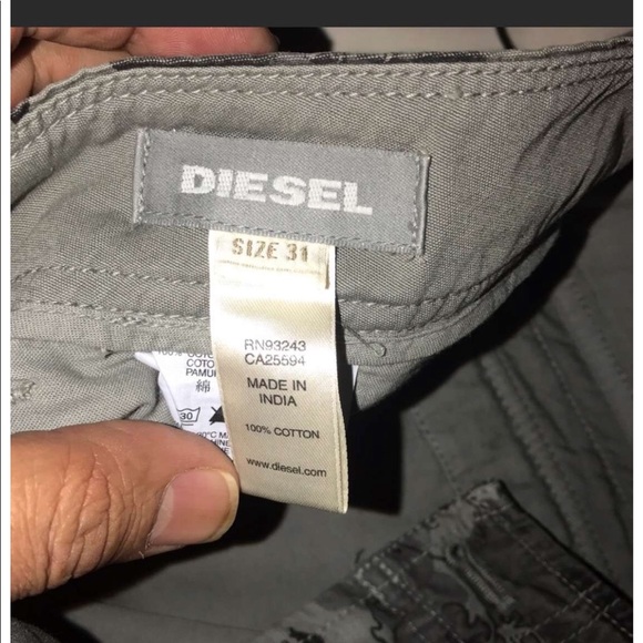 Diesel Men’s shorts - Picture 8 of 8